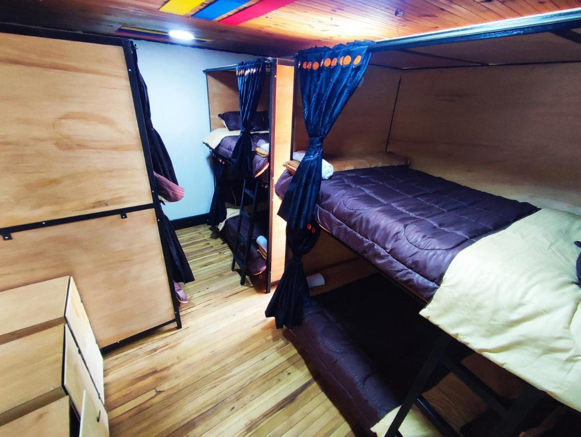 Hotel Baruch Capsula Bogotá Zewnętrze zdjęcie