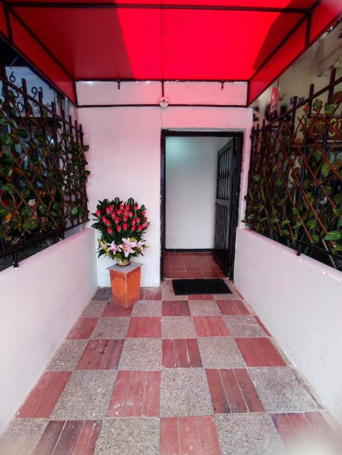 Hotel Baruch Capsula Bogotá Zewnętrze zdjęcie