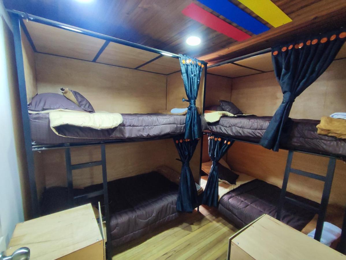 Hotel Baruch Capsula Bogotá Zewnętrze zdjęcie